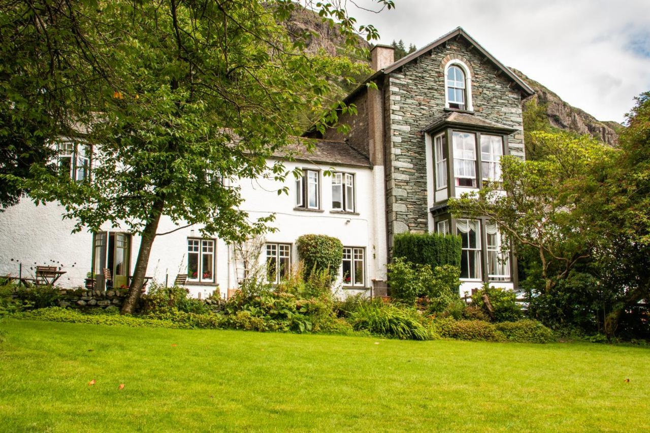 The Old Dungeon Ghyll Hotel Great Langdale Bagian luar foto
