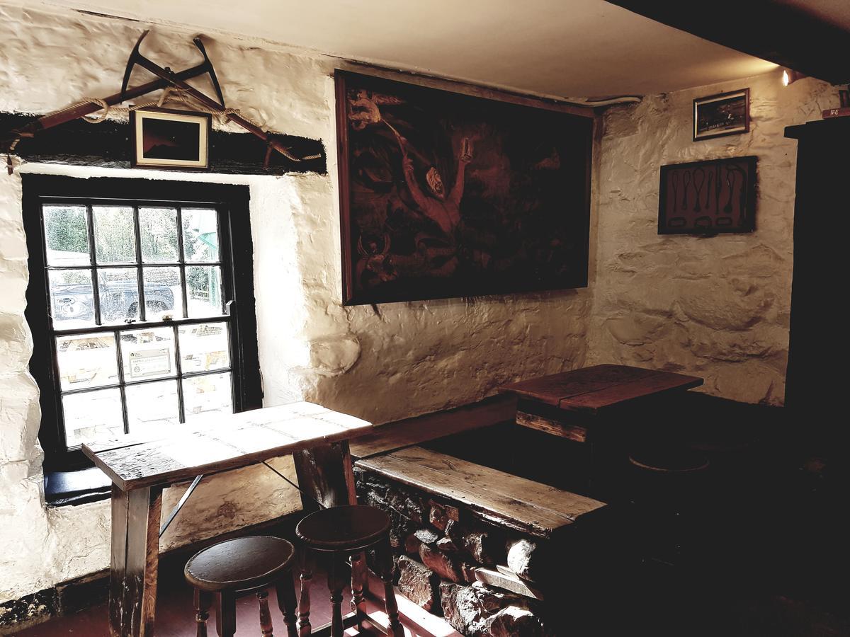 The Old Dungeon Ghyll Hotel Great Langdale Bagian luar foto